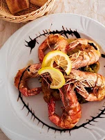 Gamberoni Al Burro E Basilico Riesengarnelen In Butter Und Basilikum Mit Möhren & Brokkoli